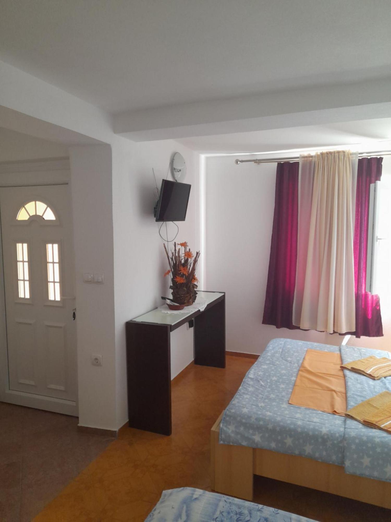 Apartments Kovacevic Petrovac Szoba fotó
